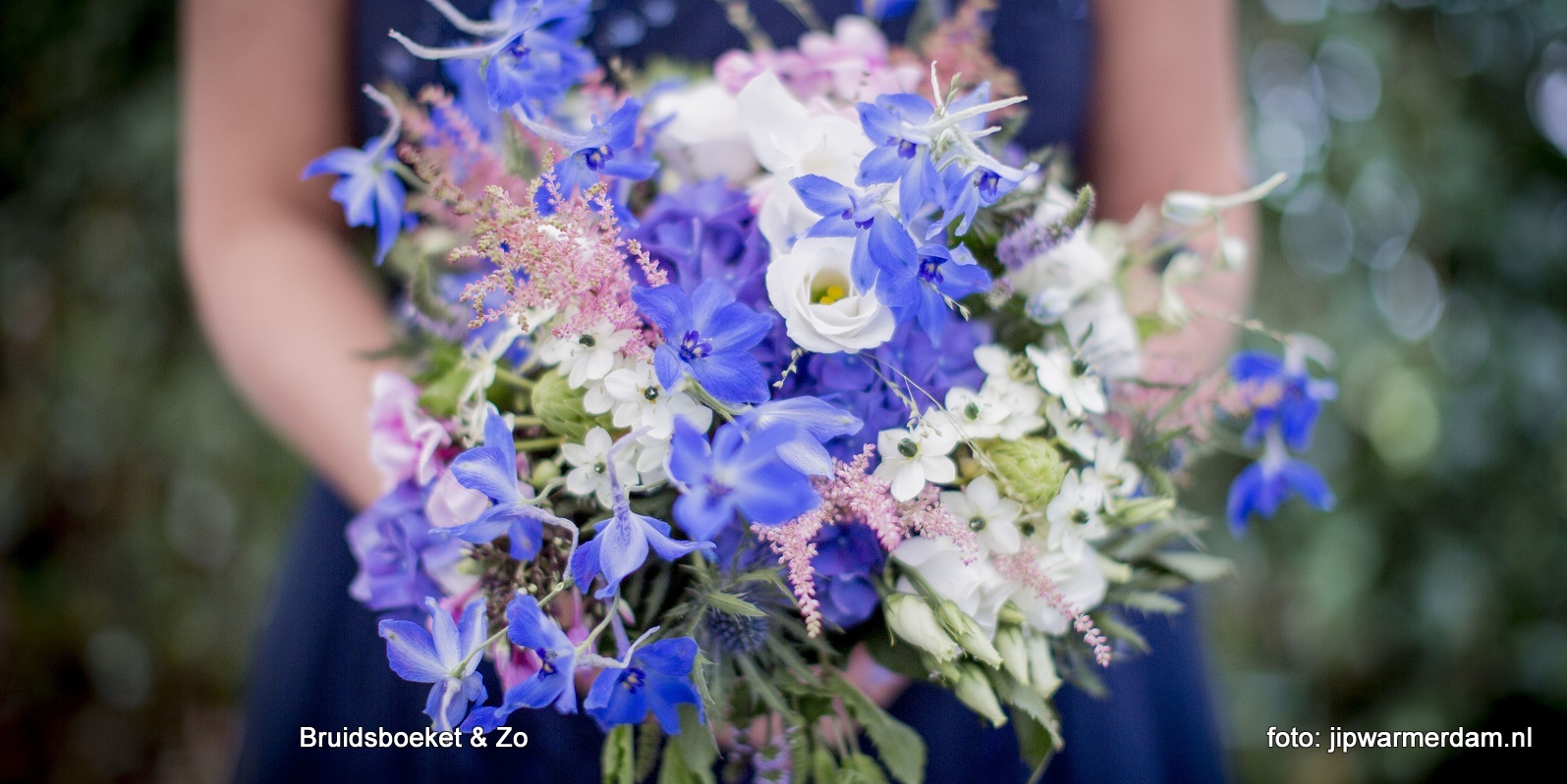 overdrijven Agrarisch spiegel Bruidsboeket & Zo | Bruidsboeket | Rozenboog | Corsages | Handcorsages