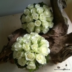 bruidsboeket bruidsmeisjes biedermeier rozen wit bruidsboeket bruidsmeisjes biedermeier rozen wit